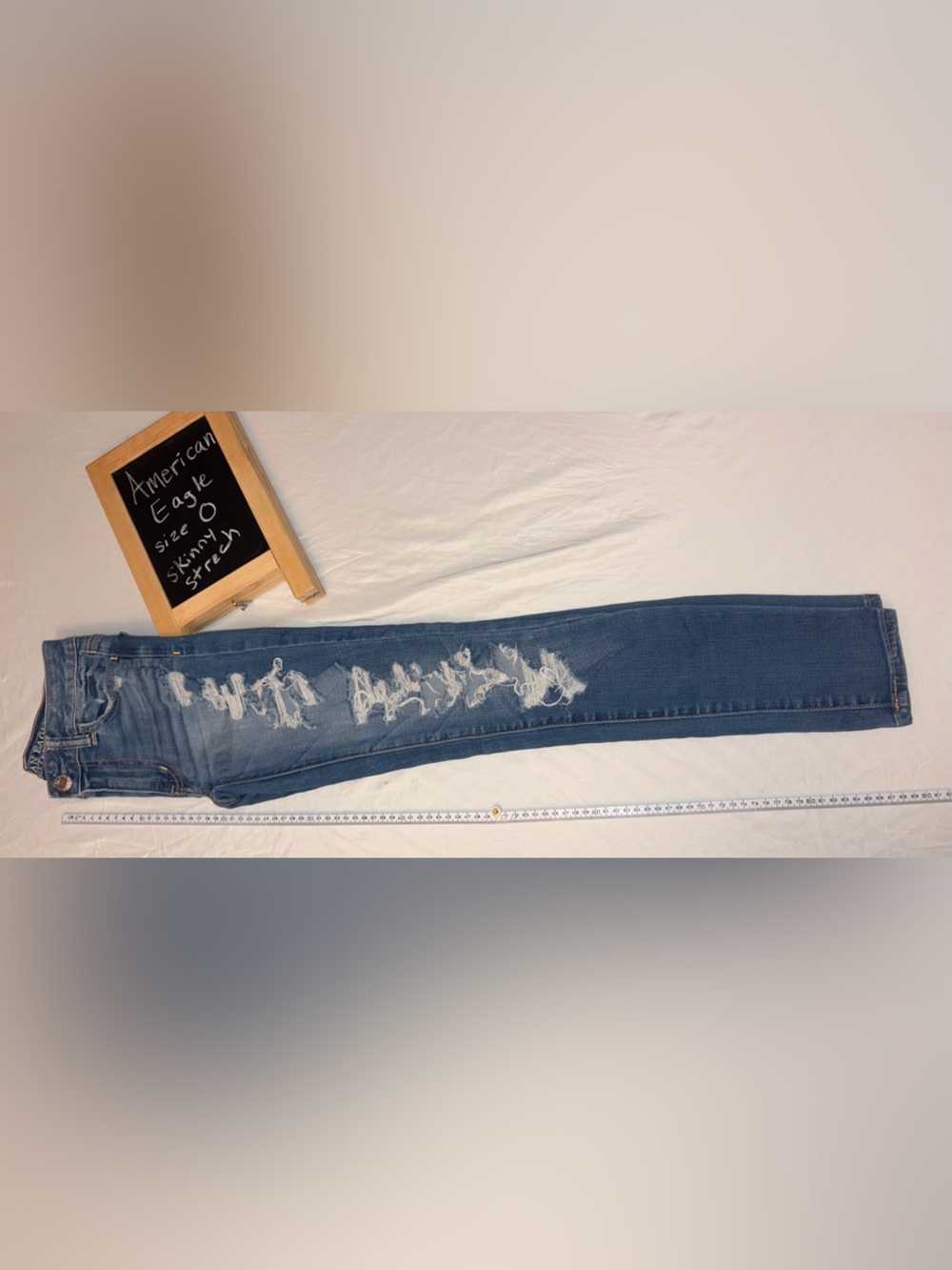 American Eagle Outfitters Women's Distressed Skinny Jeans in Medium Blue